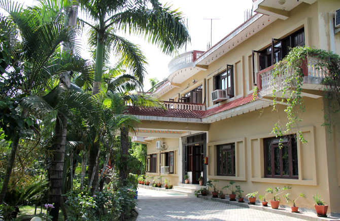 jungle Safri Resort building